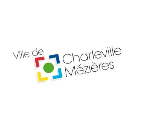 CHARLEVILLE MEZIERES - Mairie de Charleville Mézières