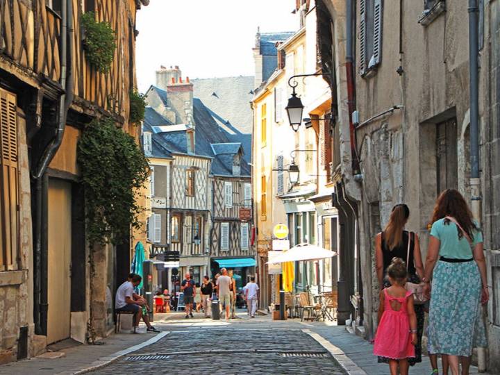 BOURGES | Tu l'as vue ma vitrine ?